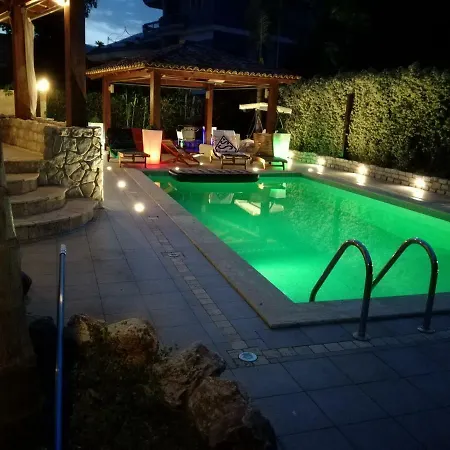 Luxuria B&B